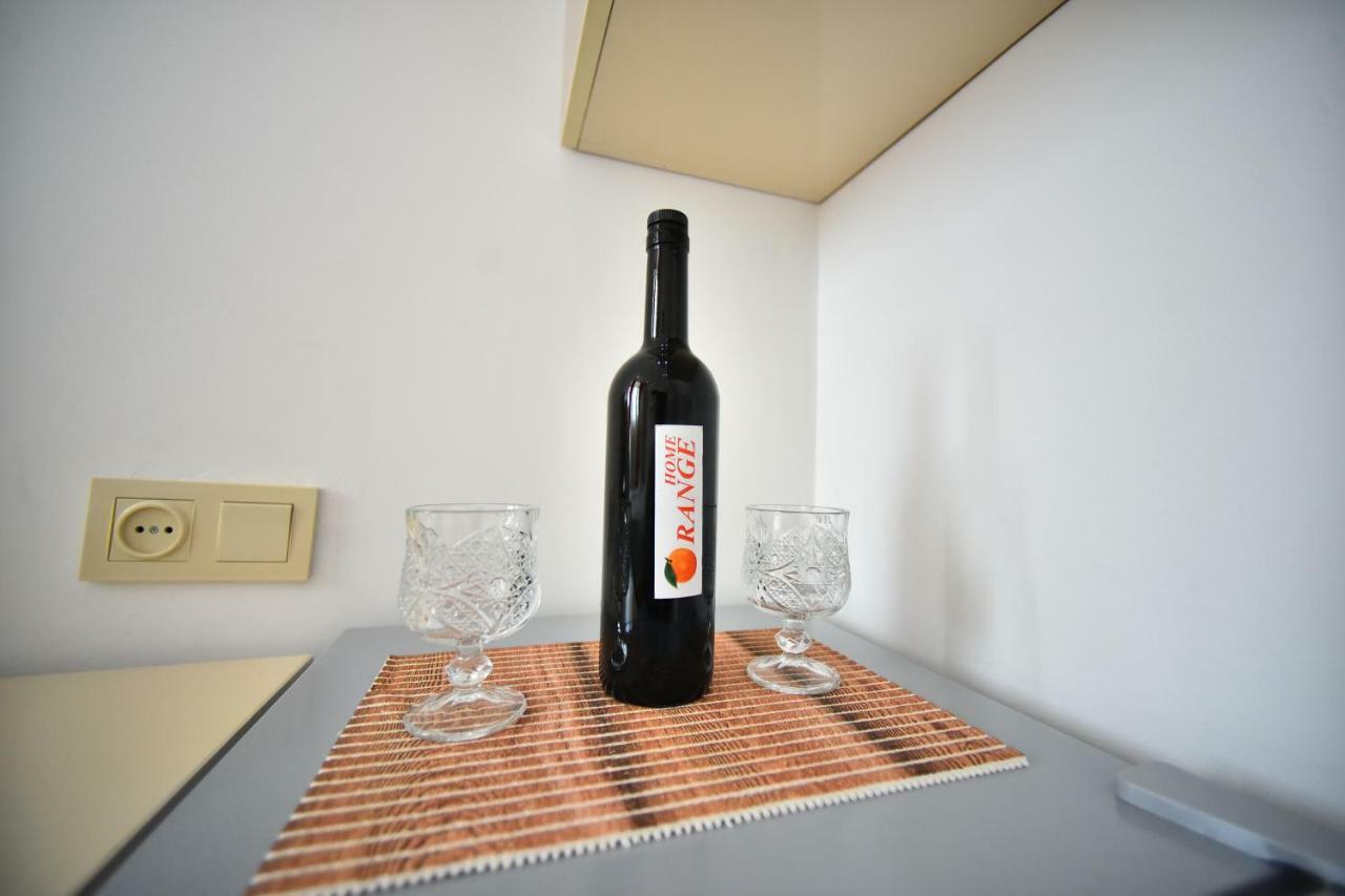 Orange Home Hotel Batumi Ngoại thất bức ảnh