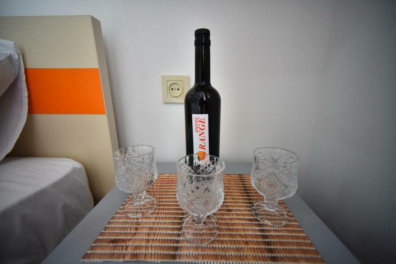 Orange Home Hotel Batumi Ngoại thất bức ảnh
