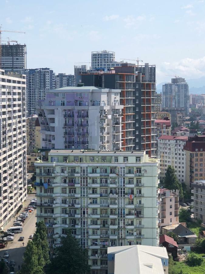 Orange Home Hotel Batumi Ngoại thất bức ảnh