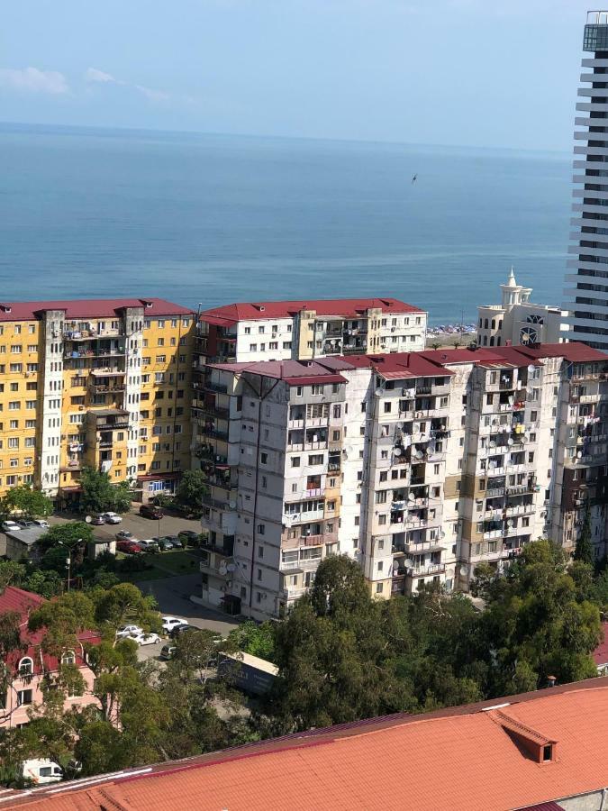 Orange Home Hotel Batumi Ngoại thất bức ảnh