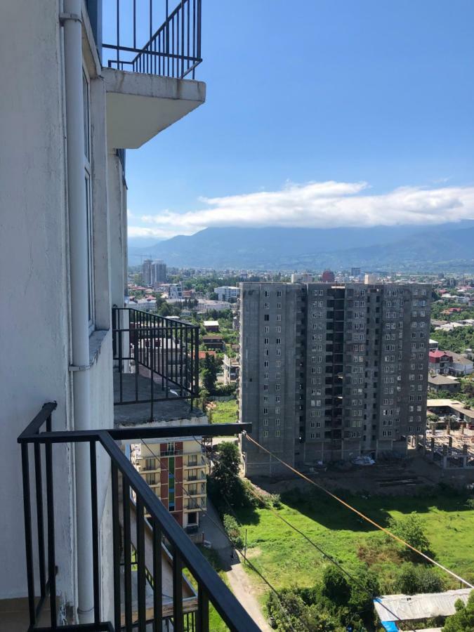 Orange Home Hotel Batumi Ngoại thất bức ảnh